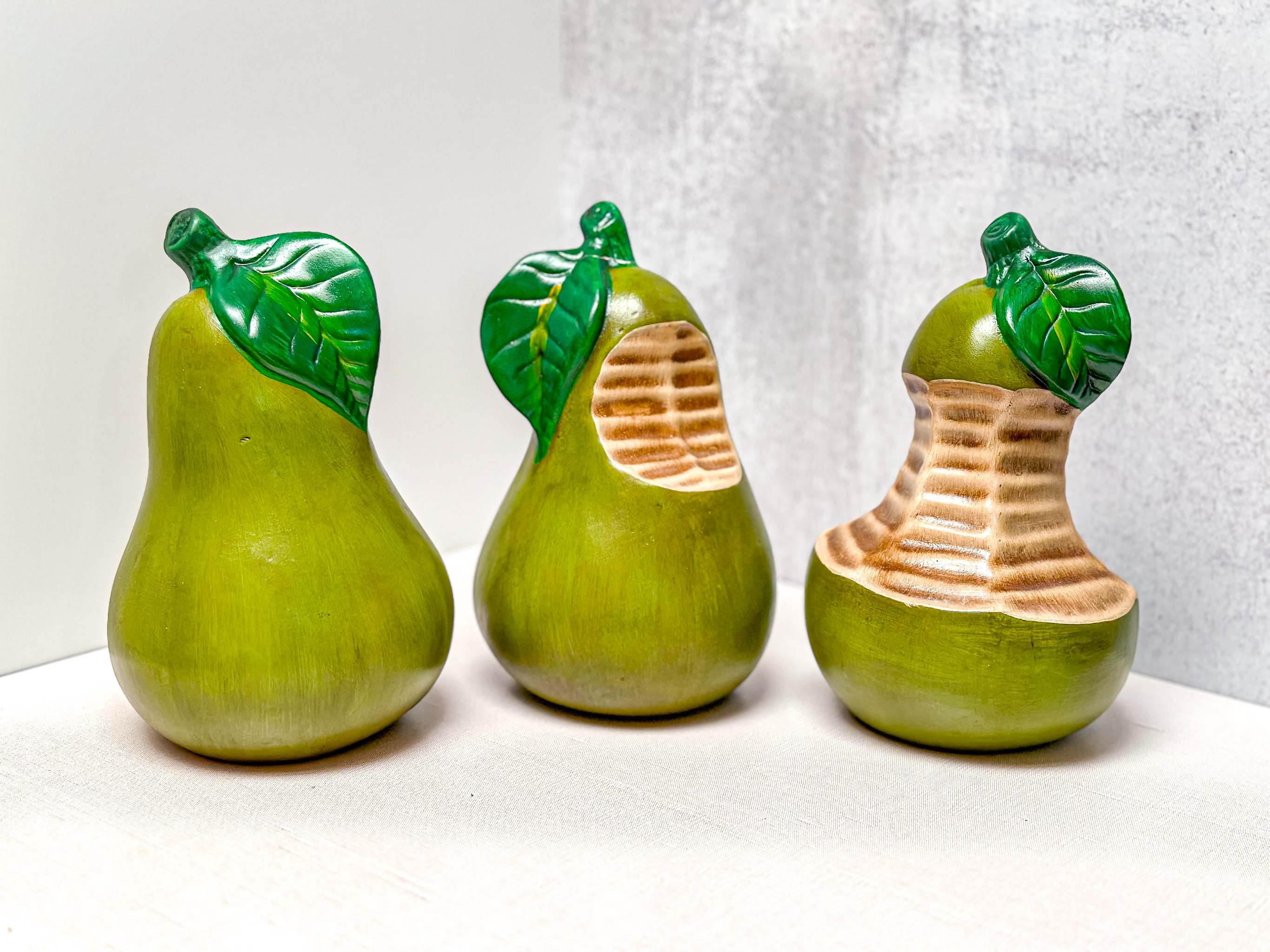 Buy wholesale Ceramic apple and pear, set of 2 pieces