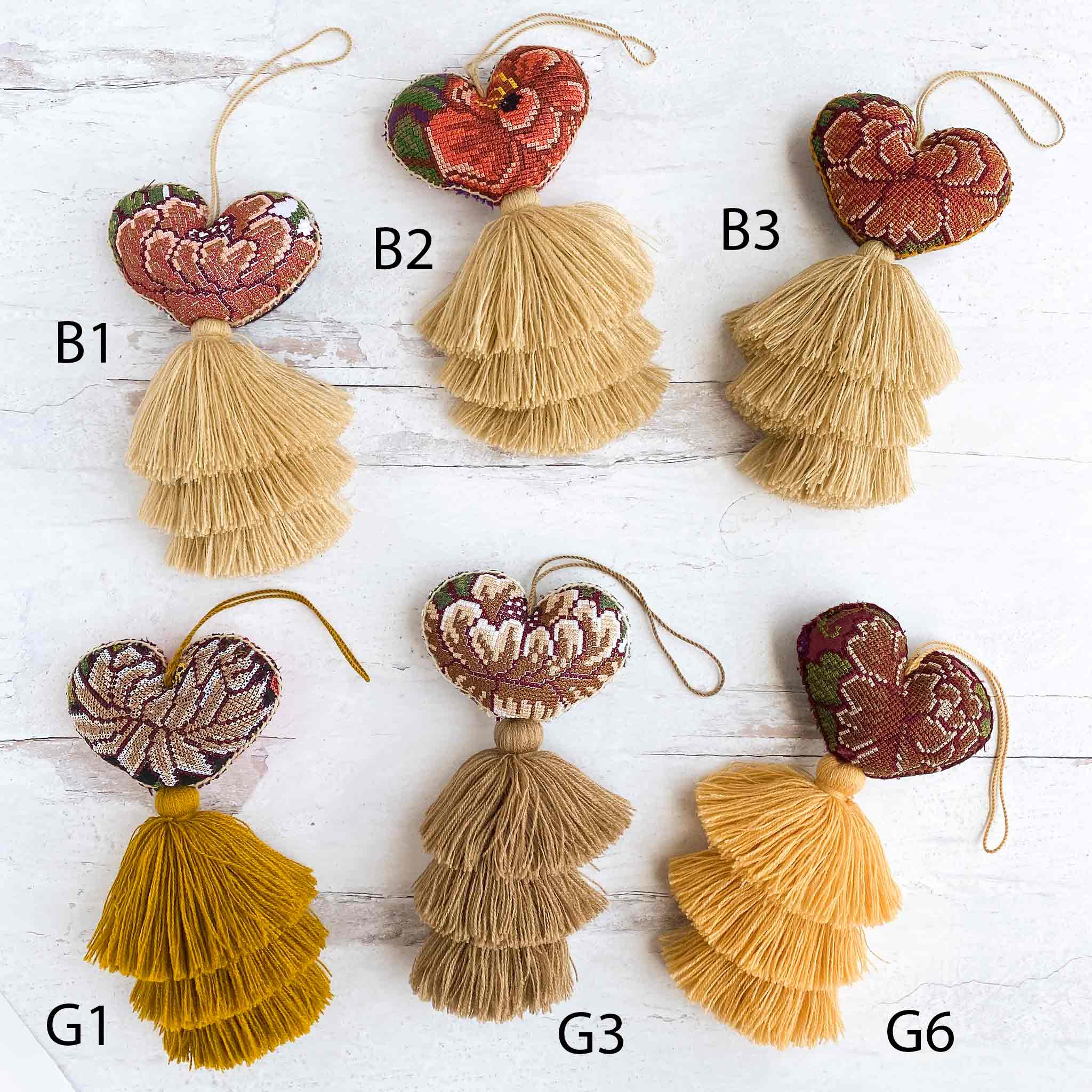 Tierra Heart Pom-Tassels