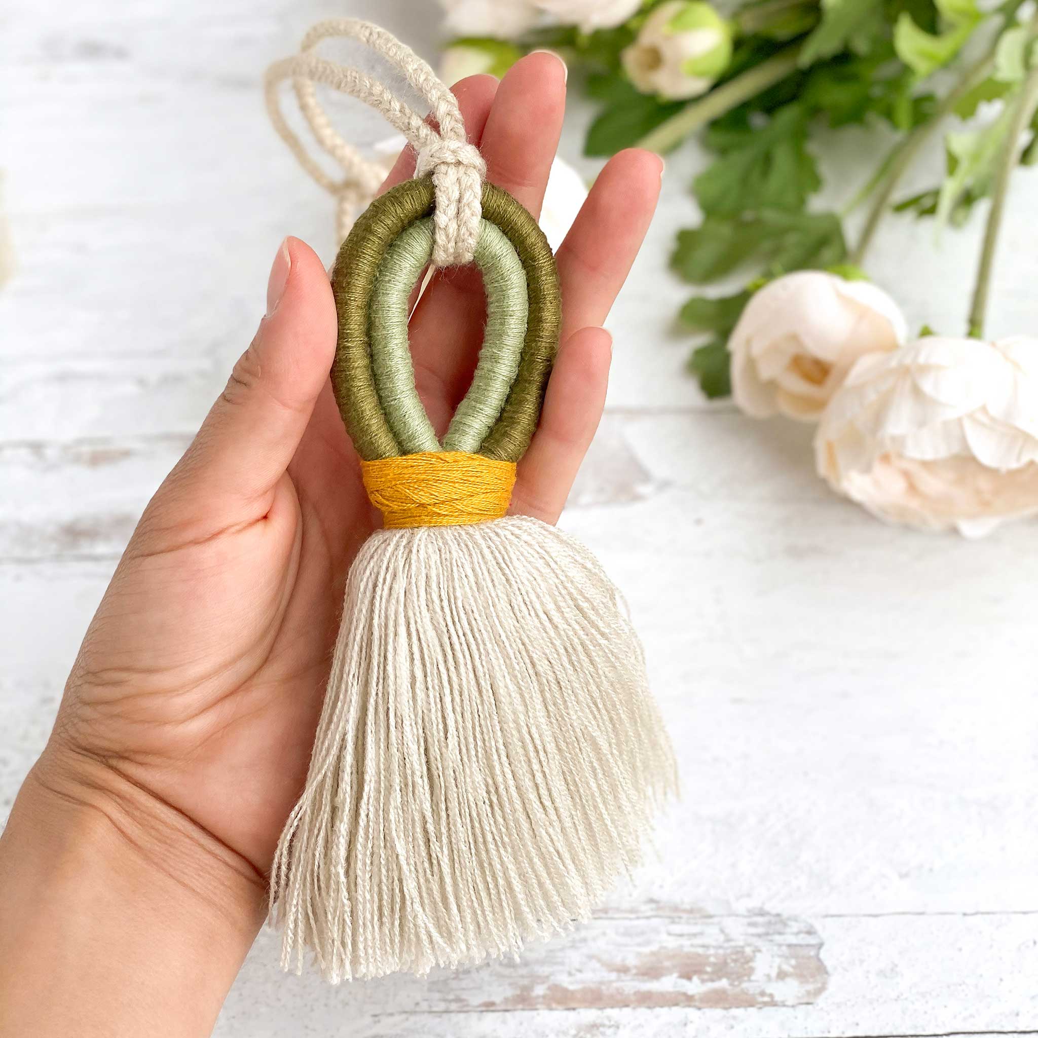 Tassel Straw Backpack – Olives